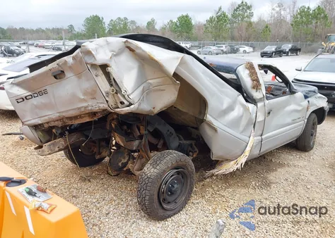 1998 Dodge Ram 1500 St/Ws z USA, uszkodzony, nr VIN 1B7HC16X1WS704595